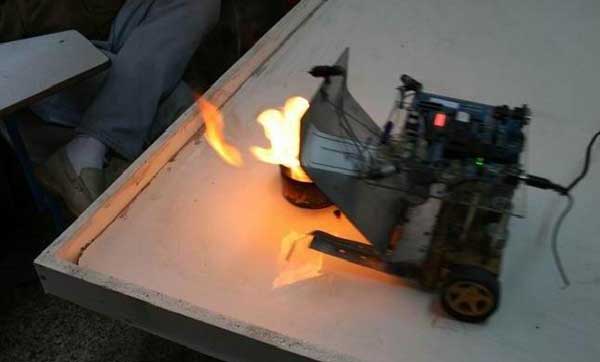 آموزش ربات آتش نشان