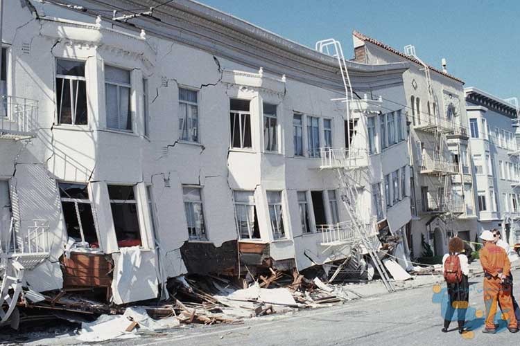 ارزیابی ایمنی ساختمان پس از زلزله