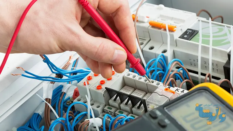 نگهداری و تعمیر تجهیزات الکتریکی